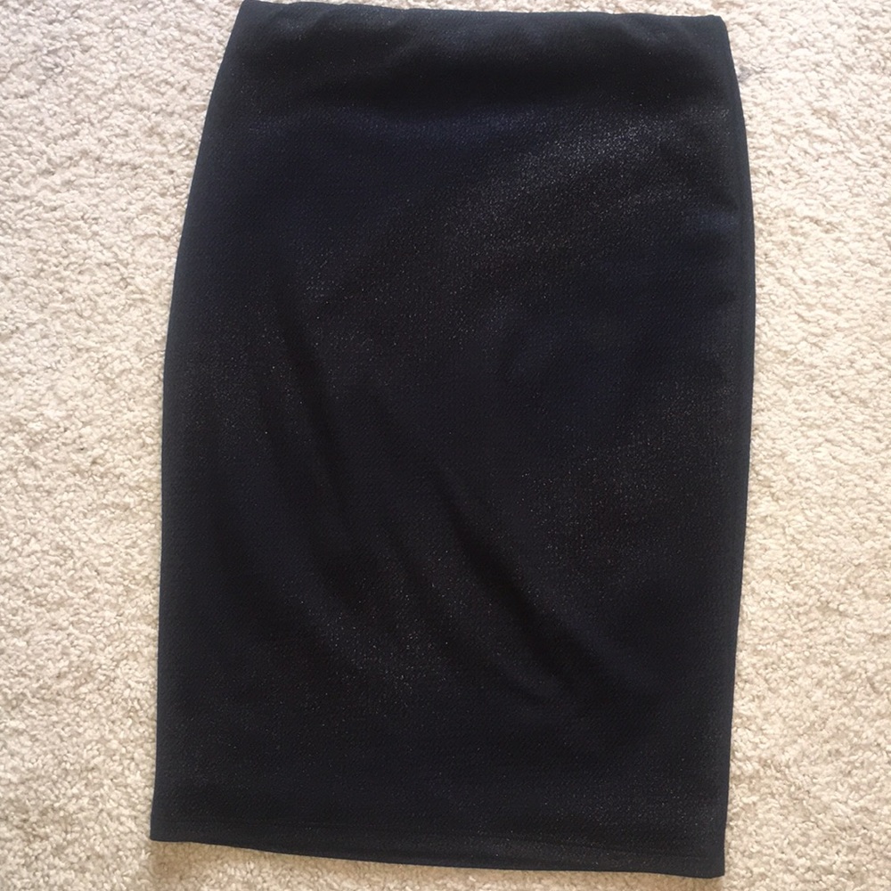 Astr black and blue metallic pencil skirt